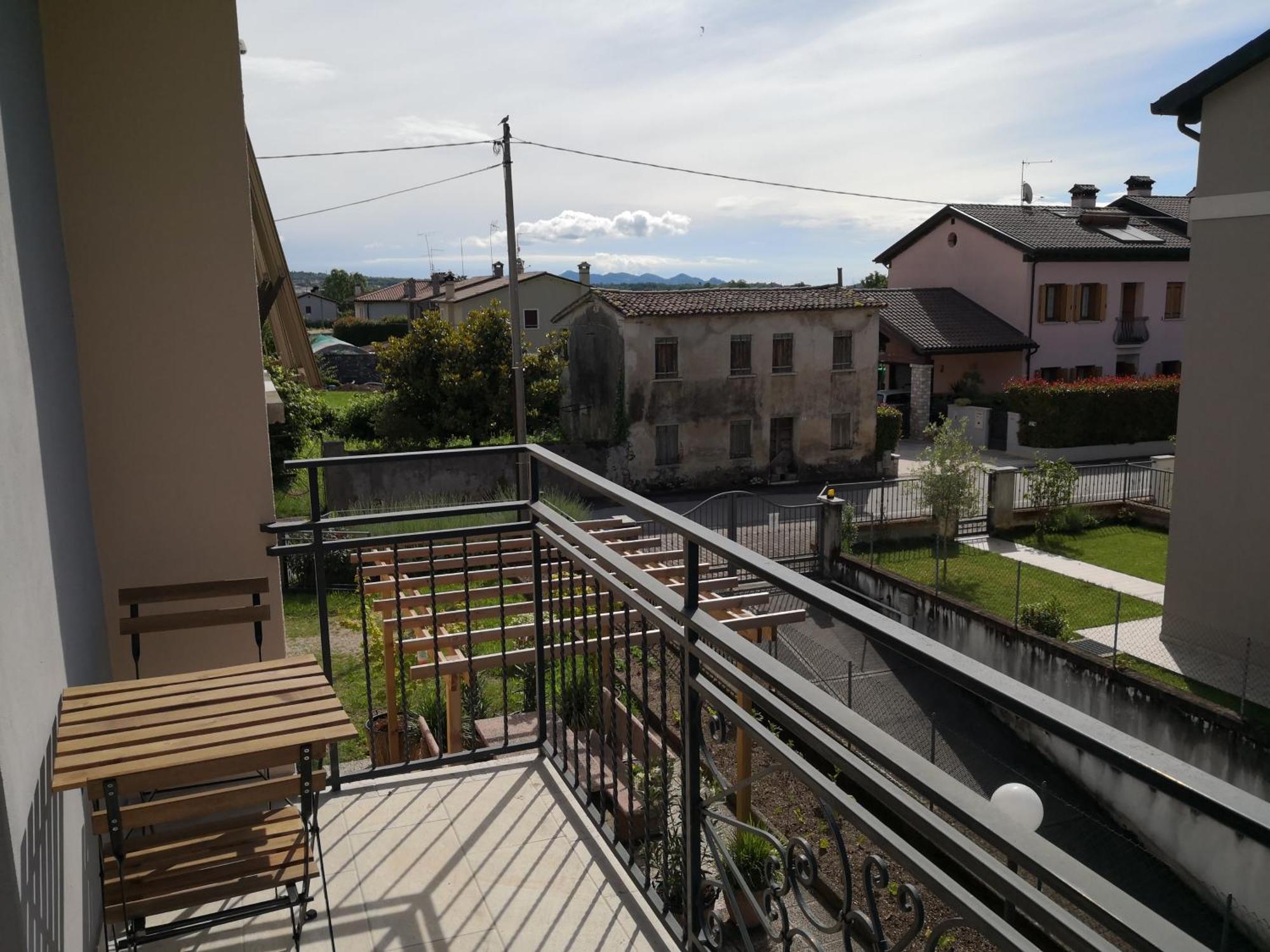 Appartamento Da Guido Borso del Grappa Luaran gambar